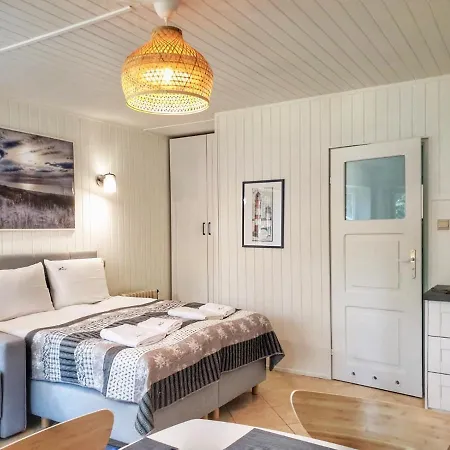 Mistral Przy Plazy Caloroczne Lodge *