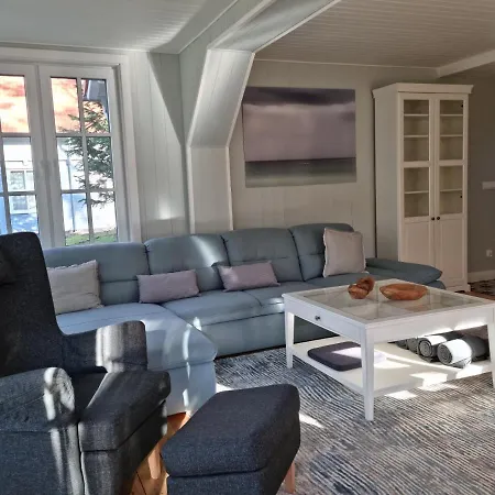 Mistral Przy Plazy Caloroczne Lodge *