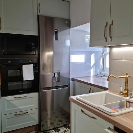 Mistral Przy Plazy Caloroczne *