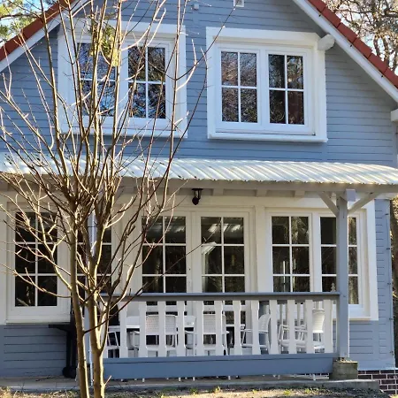 Mistral Przy Plazy Caloroczne Lodge *