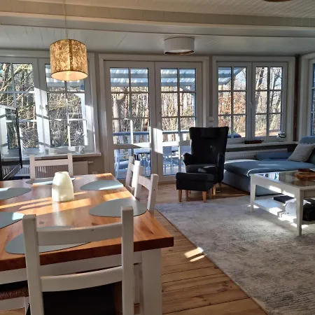 Lodge Mistral Przy Plazy Caloroczne *