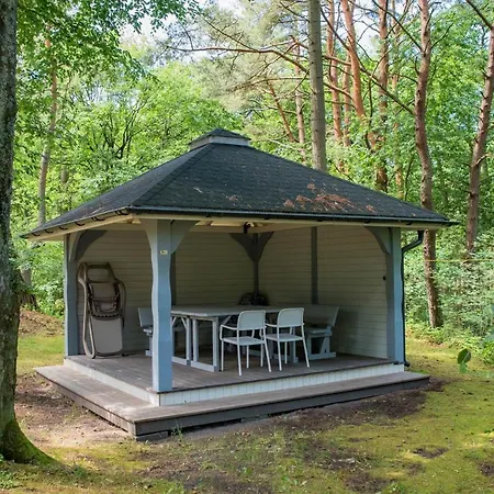 Mistral Przy Plazy Caloroczne Lodge *