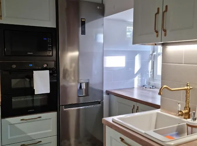 Mistral Przy Plazy Caloroczne *