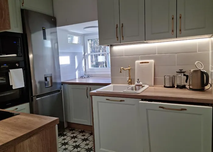 Mistral Przy Plazy Caloroczne Gerendaház *